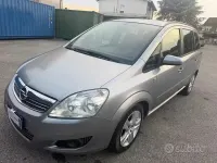 Usata Opel Zafira Enjoy 110 CV (80 kW) 2008 Grigio Monovolume