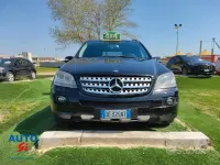 Usata Mercedes ML320 225 CV (165 kW) 2007 Nero SUV