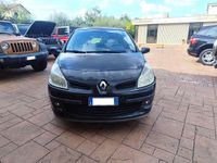 Usata Renault Clio III LE 75 CV (55 kW) 2007 Nero Berlina