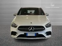 Usata Mercedes B250 Advanced Plus 224 CV (164 kW) 2023 Bianco metallizzato Utilitaria