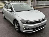 Usata VW Polo Trendline 65 CV (47 kW) 2017 Argento Berlina
