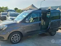 Usata Fiat Doblò Trekking 120 CV (88 kW) 2018 Grigio Monovolume