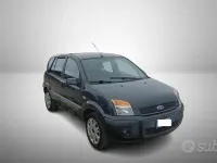 Usata Ford Fusion 80 CV (58 kW) 2008 Grigio Utilitaria