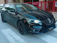 Usata Renault Mégane III Zen 110 CV (80 kW) 2016 Nero Berlina