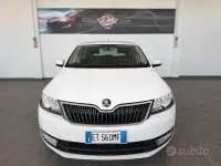 Usata Skoda Rapid Ambition 105 CV (77 kW) 2013 Bianco Utilitaria