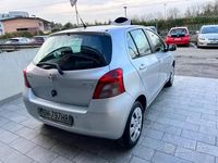 Usata Toyota Yaris 87 CV (63 kW) 2007 Grigio Utilitaria
