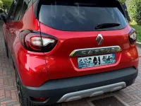 Usata Renault Captur 150 CV (110 kW) 2019 Rosso SUV