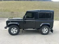 Usata Land Rover Defender SE 122 CV (89 kW) 2009 Nero Station wagon