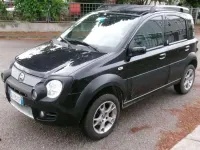 Usata Fiat Panda 4x4 Cross 69 CV (50 kW) 2007 Nero Utilitaria