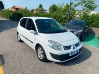 Usata Renault Scénic III Dynamique 113 CV (83 kW) 2010 Bianco Monovolume