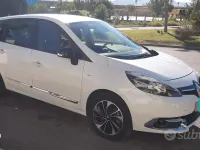Usata Renault Scenic E-Tech Bose Edition 110 CV (80 kW) 2014 Bianco Monovolume