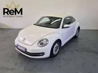 Usata VW Beetle 105 CV (77 kW) 2012 Bianco Utilitaria