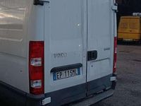 Usata Iveco Daily 209 CV (153 kW) 2013 Bianco Furgone
