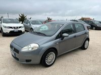 Usata Fiat Grande Punto Dynamic 80 CV (58 kW) 2006 Azzurro Utilitaria