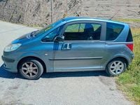 Usata Peugeot 1007 70 CV (51 kW) 2005 Grigio Monovolume