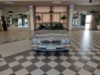 Usata Jaguar XJ Executive 237 CV (174 kW) 2002 Argento metallizzato Berlina