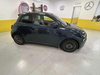 Usata Fiat 500e Passion 42 kW (58 CV) 2021 Blu/azzurro Utilitaria