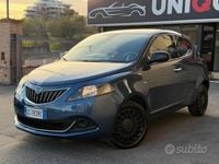 Usata Lancia Ypsilon Silver 70 CV (51 kW) 2021 Blu Utilitaria