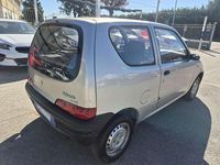 Usata Fiat Seicento Young 39 CV (28 kW) 2000 Argento Utilitaria