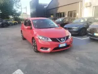 Usata Nissan Pulsar Tekna 190 CV (139 kW) 2016 Rosso Utilitaria