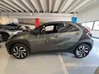 Usata Toyota Aygo X Trend 72 CV (52 kW) 2023 Verde SUV
