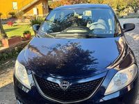 Usata Lancia Ypsilon 54 CV (39 kW) 2016 Blu Utilitaria