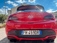 Usata Opel Astra GTC 136 CV (100 kW) 2017 Rosso Berlina