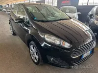Usata Ford Fiesta Titanium 97 CV (71 kW) 2015 Nero Utilitaria