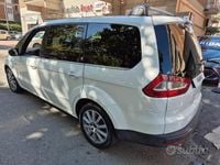 Usata Ford Galaxy Ghia 175 CV (128 kW) 2008 Bianco Monovolume