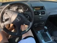 Usata Mercedes C220 Elegance 170 CV (125 kW) 2009 Grigio Berlina