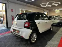 Usata Smart ForFour 71 CV (52 kW) 2017 Bianco Utilitaria