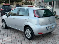 Usata Fiat Punto Easy 70 CV (51 kW) 2012 Grigio Utilitaria