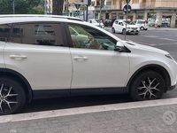 Usata Toyota RAV4 143 CV (105 kW) 2016 Bianco SUV