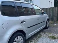 Usata VW Touran 105 CV (77 kW) 2014 Grigio Monovolume