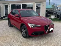 Usata Alfa Romeo Stelvio 215 CV (158 kW) 2017 Rosso SUV