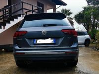 Usata VW Tiguan R-line 150 CV (110 kW) 2019 Verde SUV