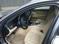 Usata BMW 520 Luxury Line 184 CV (135 kW) 2014 Grigio Station wagon