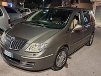 Usata Lancia Phedra 170 CV (125 kW) 2009 Grigio Monovolume