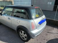 Begagnad Mini Cooper 116 HK (85 kW) 2005 Silver Halvkombi