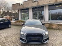 Usata Audi A3 S-Line 150 CV (110 kW) 2019 Grigio Berlina