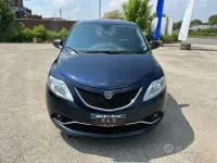 Usata Lancia Ypsilon Gold 69 CV (50 kW) 2018 Blu/azzurro Utilitaria