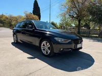 Usata BMW 318 143 CV (105 kW) 2013 Nero Station wagon