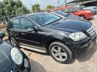 Usata Mercedes ML320 224 CV (164 kW) 2008 Nero SUV