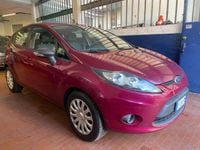 Usata Ford Fiesta Titanium 97 CV (71 kW) 2010 Rosso Utilitaria