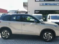 Nuova Suzuki Vitara 110 CV (80 kW) 2026 Beige SUV