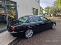 Usata Jaguar S-Type Executive 207 CV (152 kW) 2004 Nero Berlina