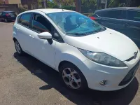 Usata Ford Fiesta Business Edition 70 CV (51 kW) 2011 Bianco Berlina