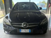 Usata Mercedes C200 Premium 184 CV (135 kW) 2018 Blu/azzurro Station wagon
