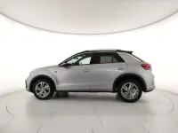 Usata VW T-Roc R-line 110 CV (80 kW) 2023 Pyrit silver metallizzato nero SUV
