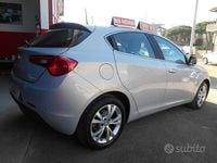 Usata Alfa Romeo Giulietta Business 105 CV (77 kW) 2013 Bianco Berlina